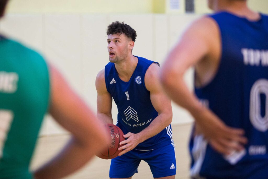 Maximillian Stierlen